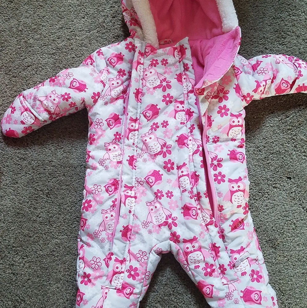 3/6 month girl's snowsuit